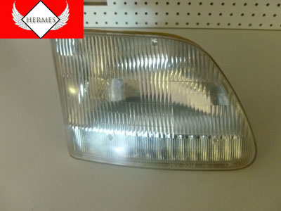 1998 Ford Expedition XLT - Headlight, Front Right